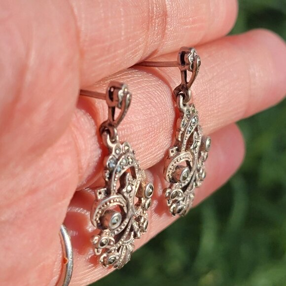 Vintage 925 sterling silver Art Deco ornate marcasite adorned unique earrings - Picture 4 of 16